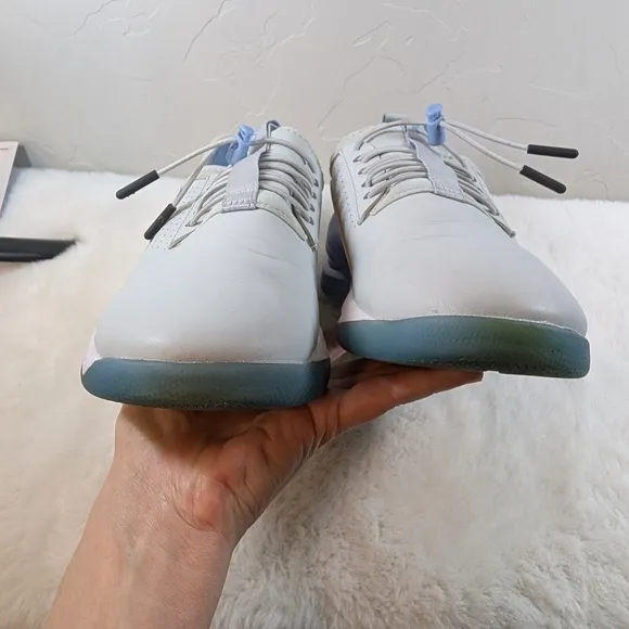 Clove Grey Matter Sneakers Women’s 8 – Healthcare Work Shoes for Nurses &amp; More