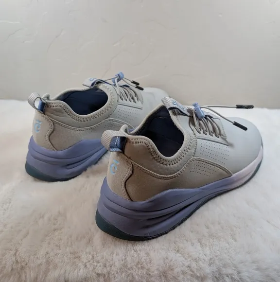 Clove Grey Matter Sneakers Women’s 8 – Healthcare Work Shoes for Nurses &amp; More