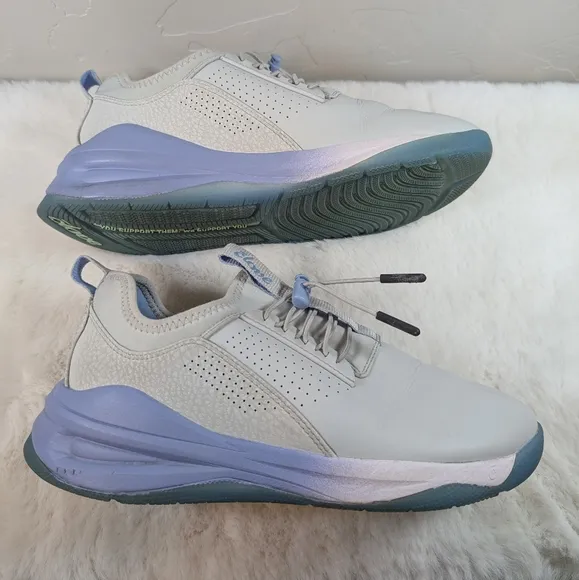 Clove Grey Matter Sneakers Women’s 8 – Healthcare Work Shoes for Nurses &amp; More