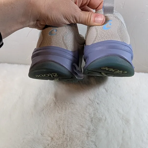 Clove Grey Matter Sneakers Women’s 8 – Healthcare Work Shoes for Nurses &amp; More