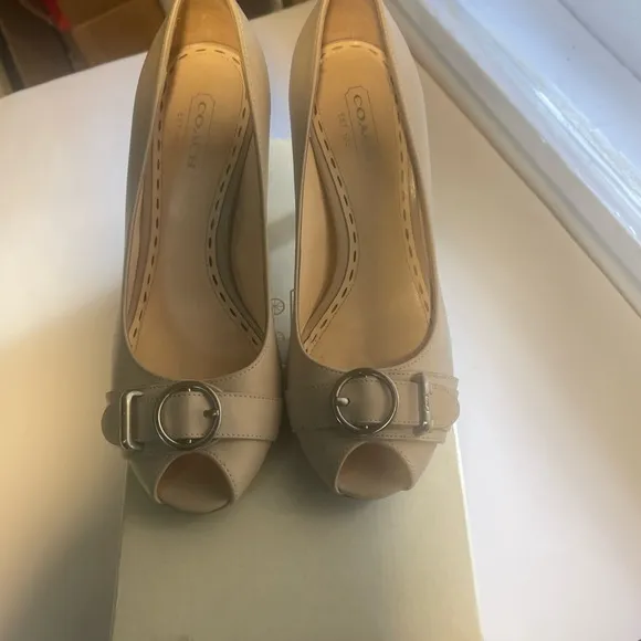 COACH SHOES