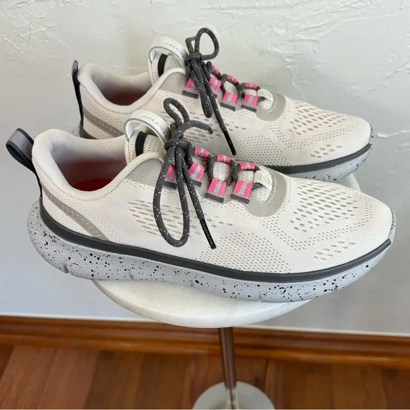 COLE HAAN Womens Zerogrand Journey Runner Sneaker‎ Shoe 5 Grey Hot Pink White