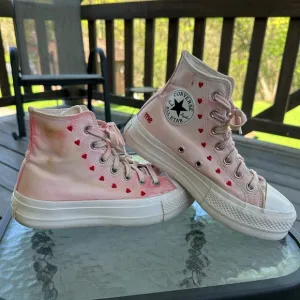 Converse Valentine Hearts All Star Chuck Taylor Hi Top Platform Sneaker 4.5 RARE