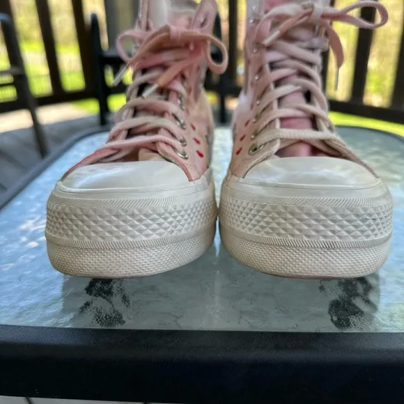 Converse Valentine Hearts All Star Chuck Taylor Hi Top Platform Sneaker 4.5 RARE