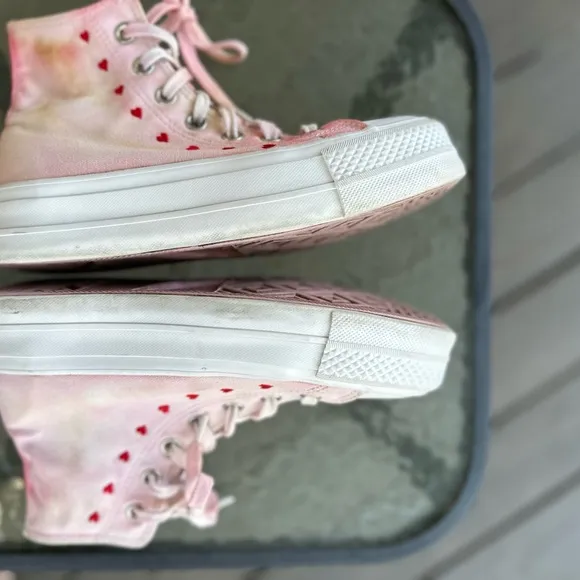 Converse Valentine Hearts All Star Chuck Taylor Hi Top Platform Sneaker 4.5 RARE