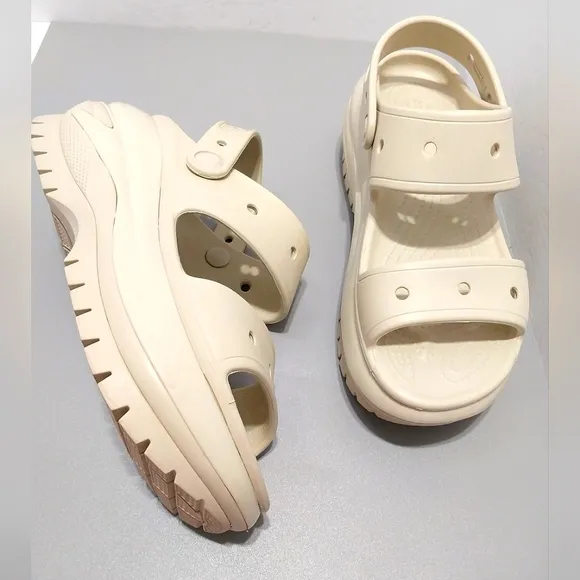 CROCS Mega Crush Sandal, NEW, Size‎ 7W|5M