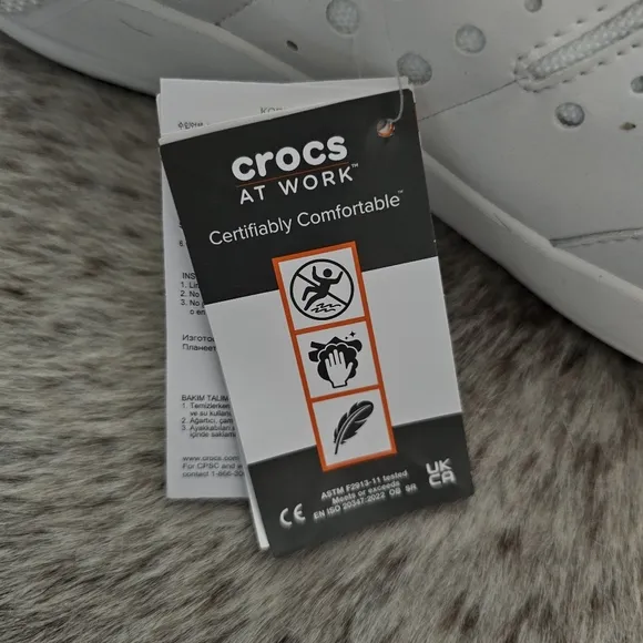 Crocs On The Clock Men's Sneaker Slip Resistant Work Shoes White NEW