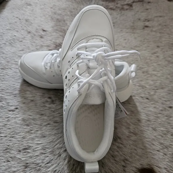 Crocs On The Clock Men's Sneaker Slip Resistant Work Shoes White NEW