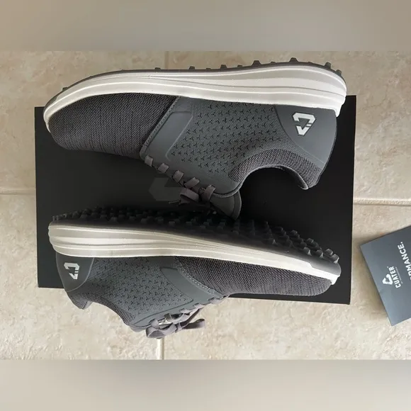 Cuater by Travis Matthew Men’s MoneyMaker Heather Grey Pinstri Golf Shoe Sz. 8.5