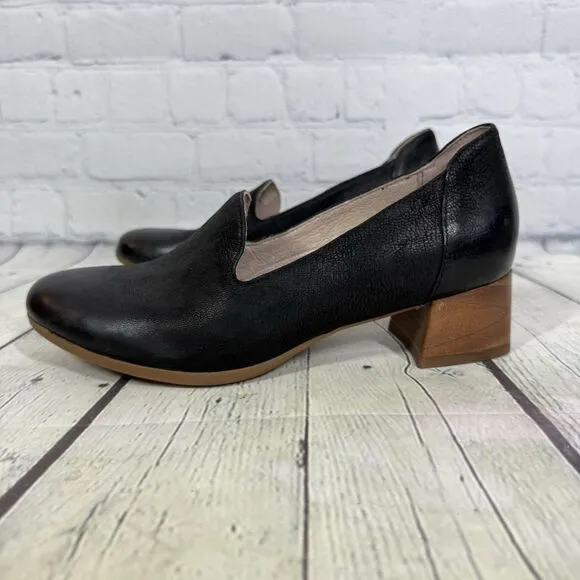 Dansko Preston Women Size 6.5-7 US  37 EU Black Fashion Career Heel Loafer