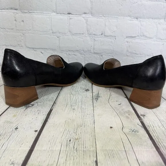 Dansko Preston Women Size 6.5-7 US  37 EU Black Fashion Career Heel Loafer