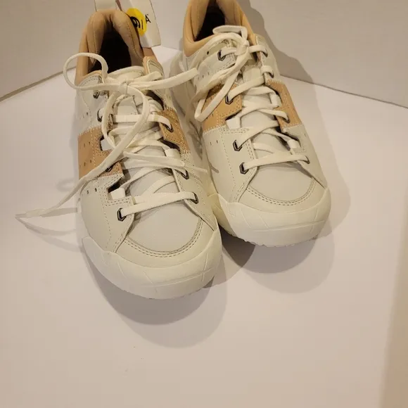 Decker X Lab X-Scape Men's Size 8 New Buck White And Beige Unisex