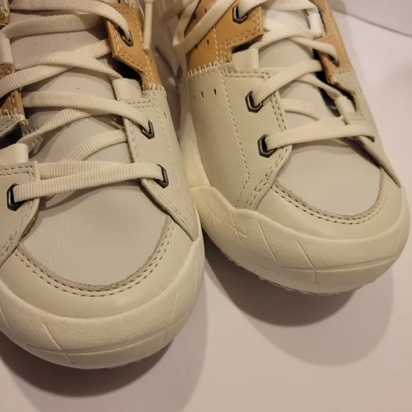 Decker X Lab X-Scape Men's Size 8 New Buck White And Beige Unisex