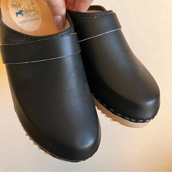 Dola Clogs Classic Black Leather Clogs Swedish shoes shoe size 42