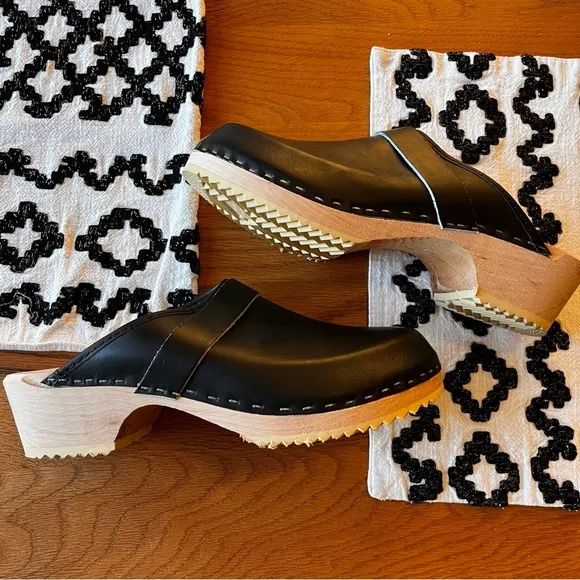 Dola Clogs Classic Black Leather Clogs Swedish shoes shoe size 42