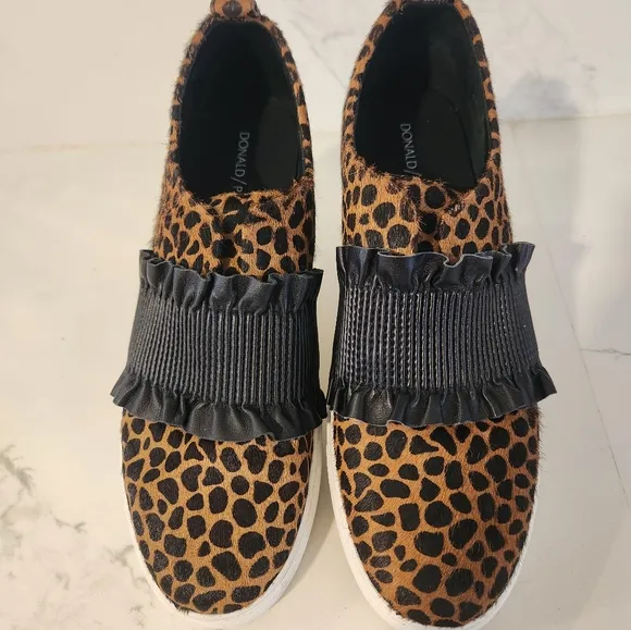 Donald Pliner Leopard Print Hairy Calf Brown Black Slip-On Flats Shoes Size 8.5M