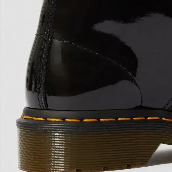 Dr. Martens 1460 Women’s Patent Leather Lace Up Boots in Black Size 7