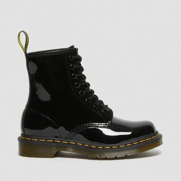 Dr. Martens 1460 Women’s Patent Leather Lace Up Boots in Black Size 7