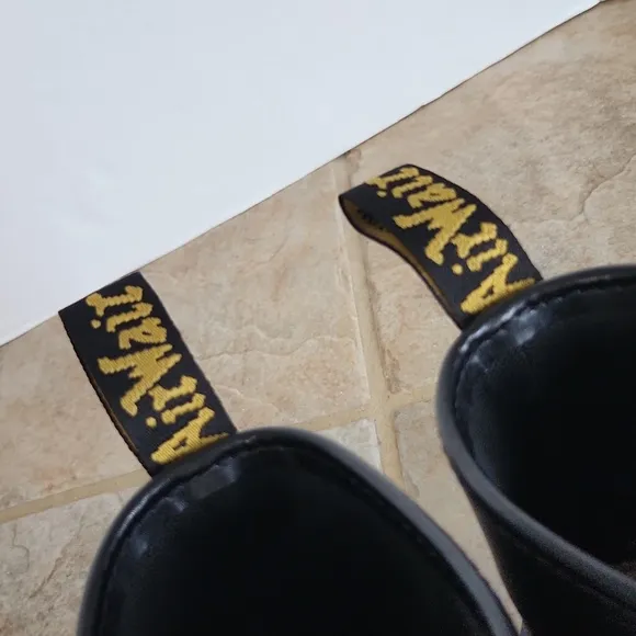 Dr. Martens Safety Boot Black Need Insoles