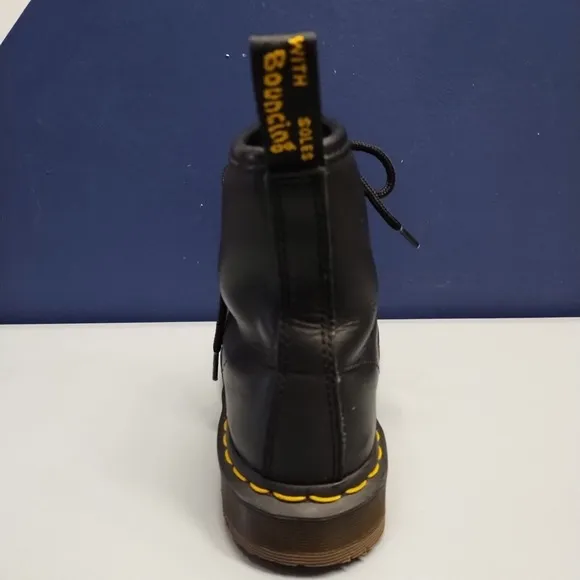 Dr Martens Safety Boots Unisex 5M/6W Black Slip Resistant Round Toe Lace Up EUC