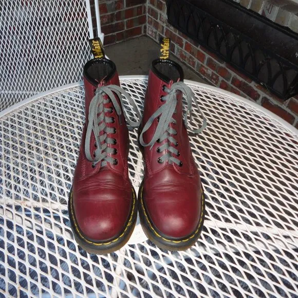 DR MARTENS Women's Red Leather 1460SR Safety Ankle Boots Size 7