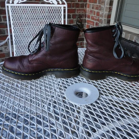 DR MARTENS Women's Red Leather 1460SR Safety Ankle Boots Size 7