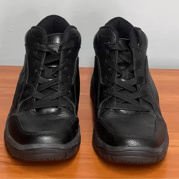 Dr. Scholl's Men's Charge Wide Slip and Oil Resistant Safety Work Boot Sz 8 Wide