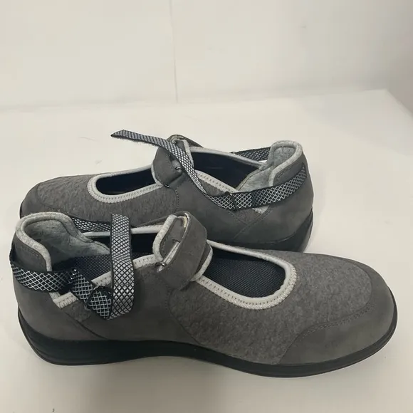 Drew Women’s Buttercup Grey Combo Orthopedic Self Adhesive Strap Comfy Shoes 9.5