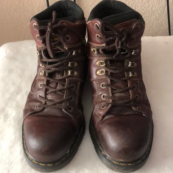 Dr.Martens steel toed work boots p2333