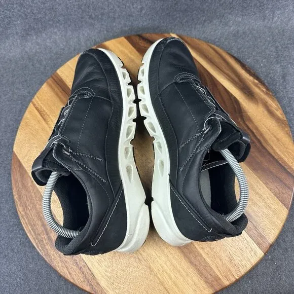 Ecco Multi-Vent Mens Gore-Tex Surround Low Top Leather Walking Shoes Size 8-8.5