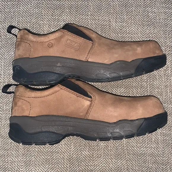 EUC Worx/Red Wing Steel Toed Shoes Size 8.5WW.