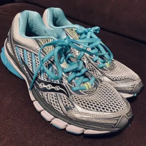 Excellent Saucony Womens Running Shoes Ride 6 Light Grey Silver Light Blue 8 US