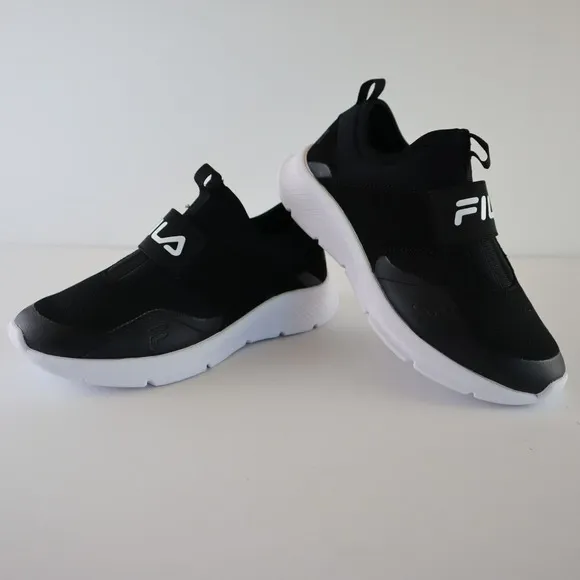 FILA Women's Accolade Evo Sneakers Size 6 Black Shoes New In Box
