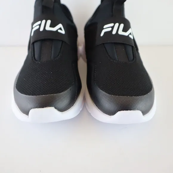 FILA Women's Accolade Evo Sneakers Size 6 Black Shoes New In Box