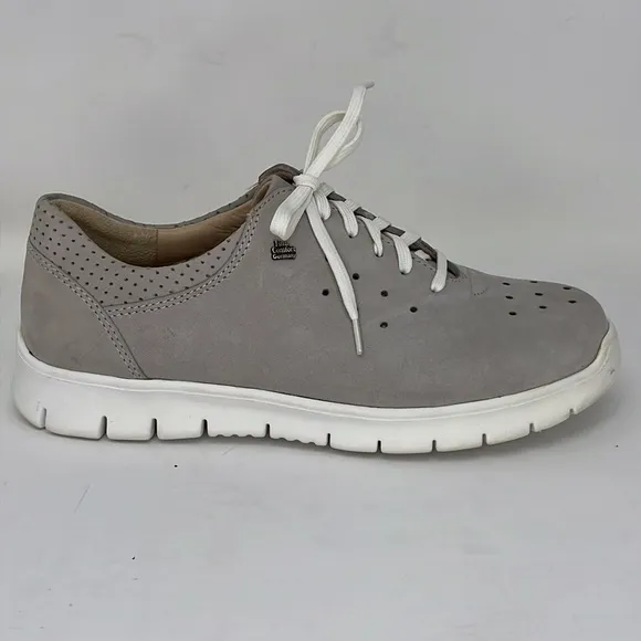 Finn Comfort Shoes NWOT Gray Sneaker Lace Up Size EU 35 US 5