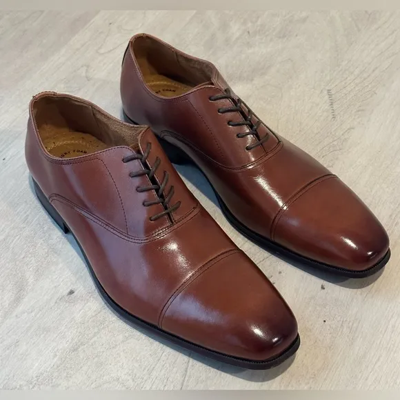 Florsheim Cap Toe Oxford Shoes