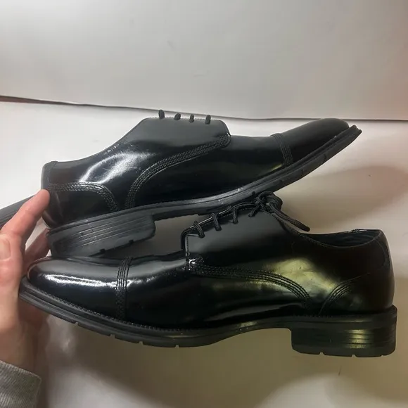 Florsheim Lexington Black Cap Toe Leather Shoes 10.5D