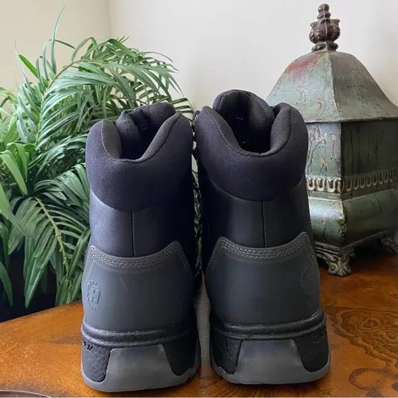 Footrests by Hytest Men's 2.0 Xergy WP Safety Boot