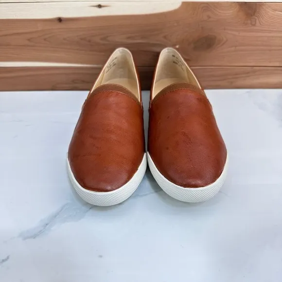 FRYE Melanie Women's Tan Leather Slip On Sneaker Flats Spring Shoes Size 7