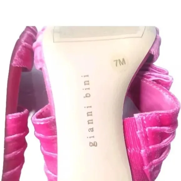 Gianni Bini Pandorah Velvet Bow Square Toe Dress Sandals Sz 7 Heels Shoes Pink