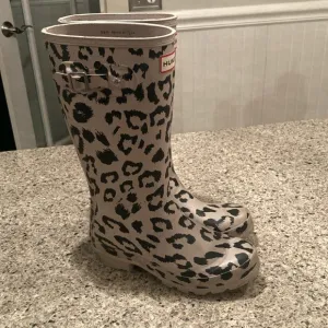 Girls 3 Hunter Cheetah / Animal Print Rainboots