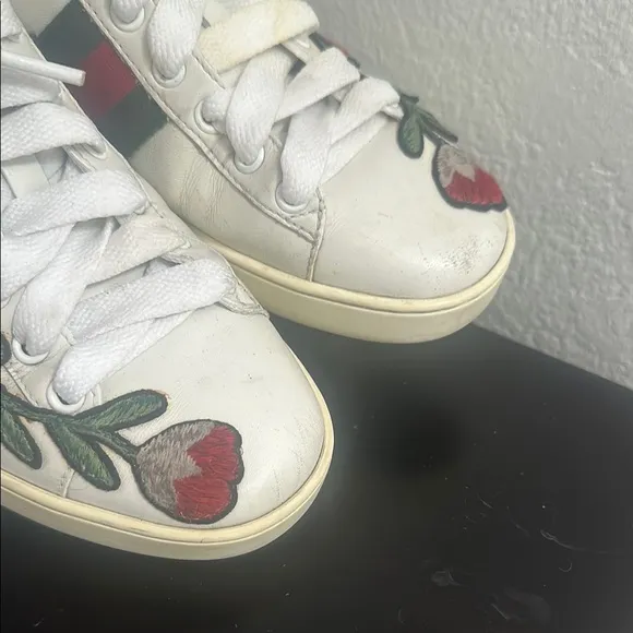 Gucci Floral Embroidered Women's Sneakers
