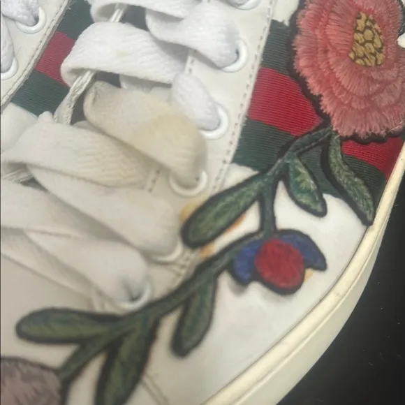 Gucci Floral Embroidered Women's Sneakers