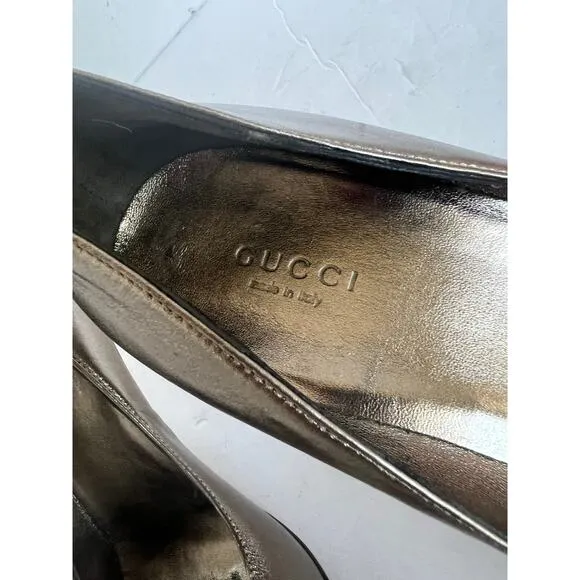 GUCCI Leather Champagne Gold Round Toe Black Low Heel Pump Shoes Size 8 Narrow