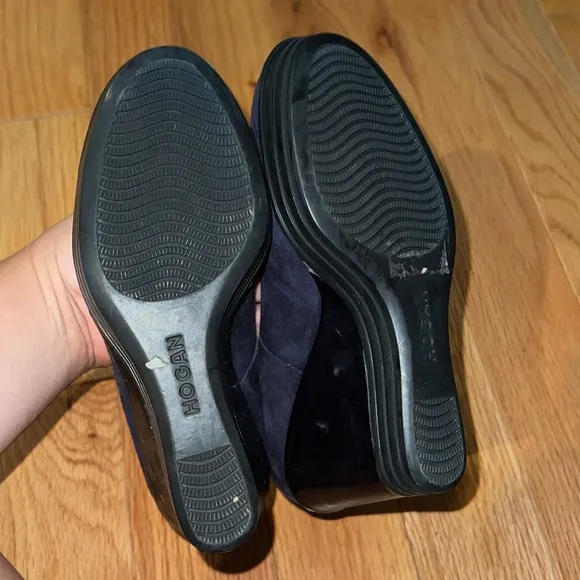 Hogan navy wedge pumps size 6