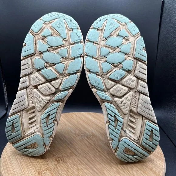 Hoka One One Arahi 7 Women's Size 9 B Vanilla Running Shoes Sneakers 1147851-VRM