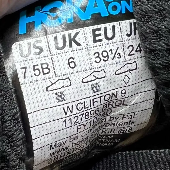 Hoka One One Clifton 9 Running Shoes in Black Rose Gold