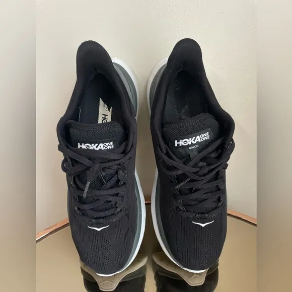 Hoka One One Mach 4 Black Running Athletic Shoes Womens Sz 10