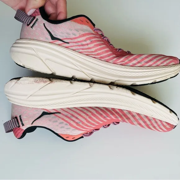Hoka One One SIZE 8.5 women’s Rincon running shoes