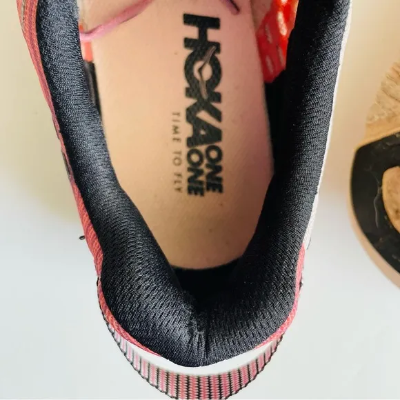 Hoka One One SIZE 8.5 women’s Rincon running shoes